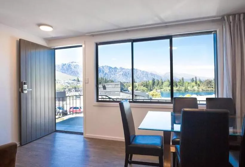 2 Bedrooms Apartment Lake View, Lomond Lodge Motel & Apartments