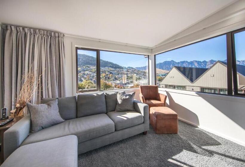 1 Bedroom Apartment Lake View, Lomond Lodge Motel & Apartments