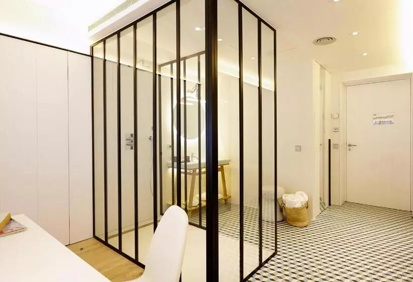 اتاق لوکس با بالکن, Mas Lazuli By Fimed Hotels
