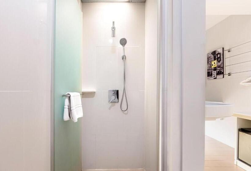 اتاق استاندارد با تخت دوبل, Mood Hotel Pattaya