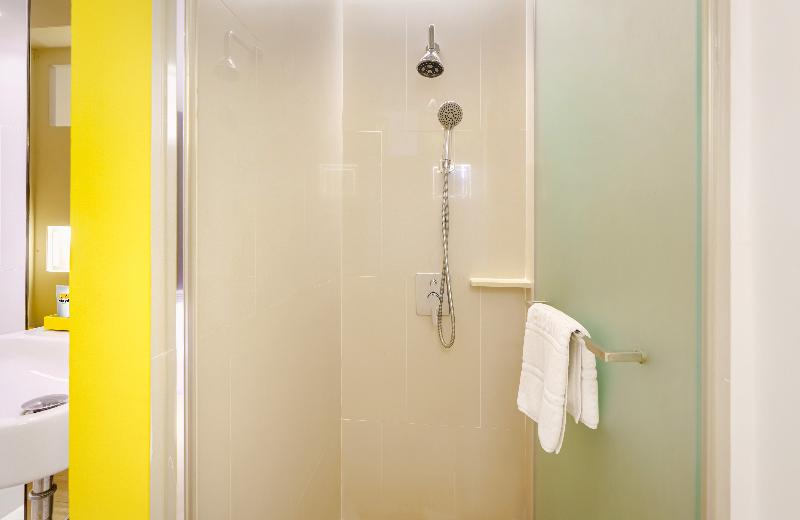 اتاق استاندارد, Mood Hotel Pattaya