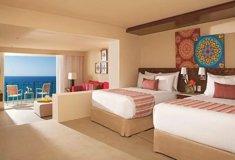 ビュー有りのデラックスジュニアスイート, Sunscape Residence Tower