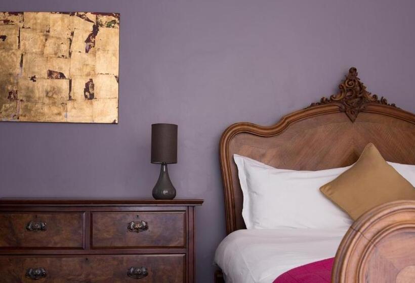 غرفة ديلوكس, The Tunbridge Wells