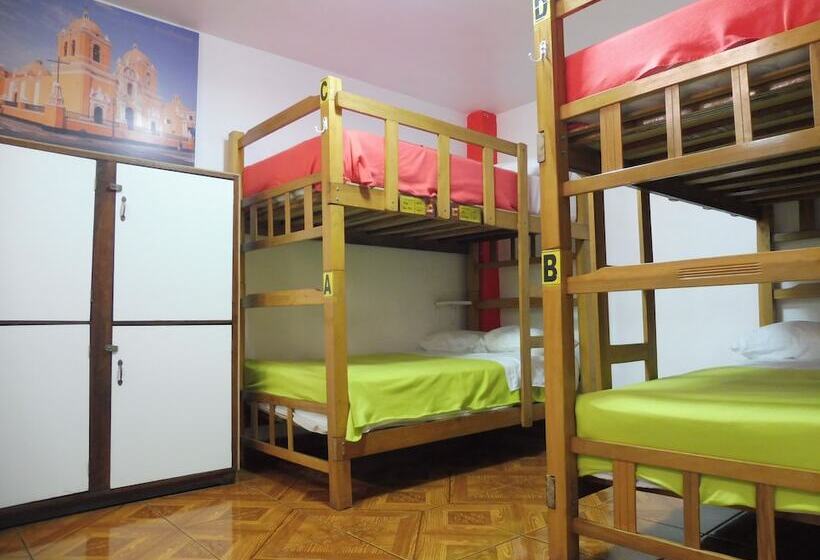 Кровать в Общей Комнате, Paypurix Hostel Lima Airport