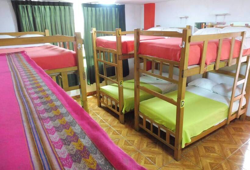 Кровать в Общей Комнате, Paypurix Hostel Lima Airport