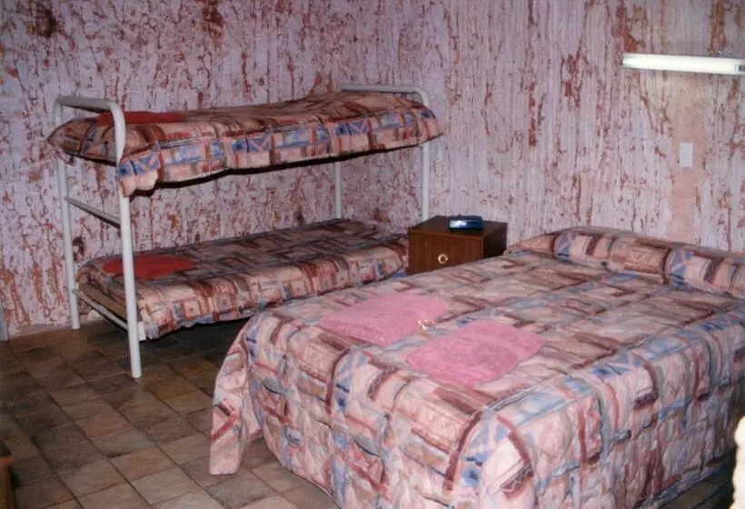 اتاق استاندارد, Radeka Downunder Underground Motel