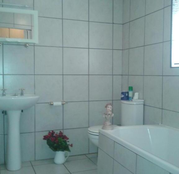 Номер Стандарт, Shamrock Arms Guest Lodge