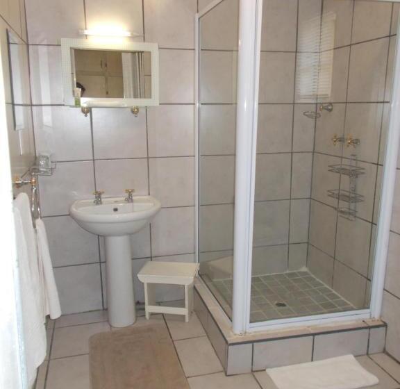 Номер Стандарт, Shamrock Arms Guest Lodge