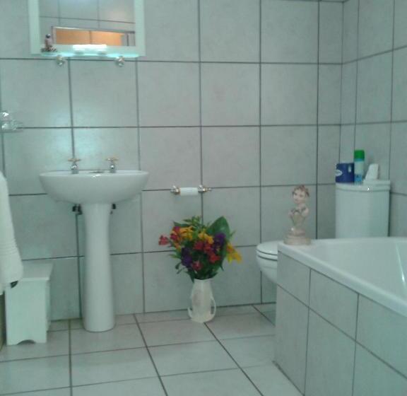 Номер Стандарт, Shamrock Arms Guest Lodge