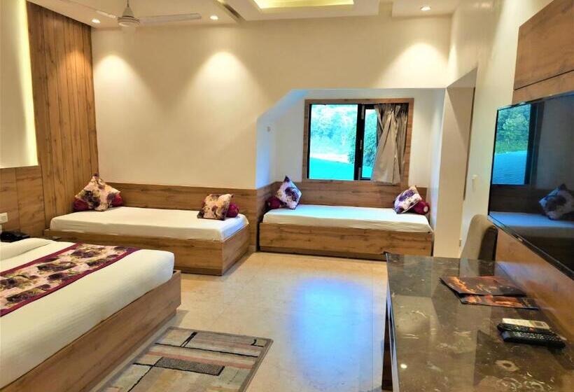 חדר משפחתי, Wood Castle Spa & Resort