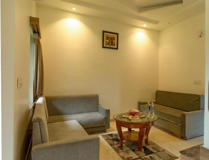 غرفة عائلية مطلّة علي الحديقة, Wood Castle Spa & Resort