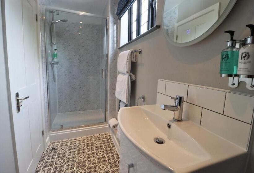 חדר דלוקס, The Marlborough Dedham