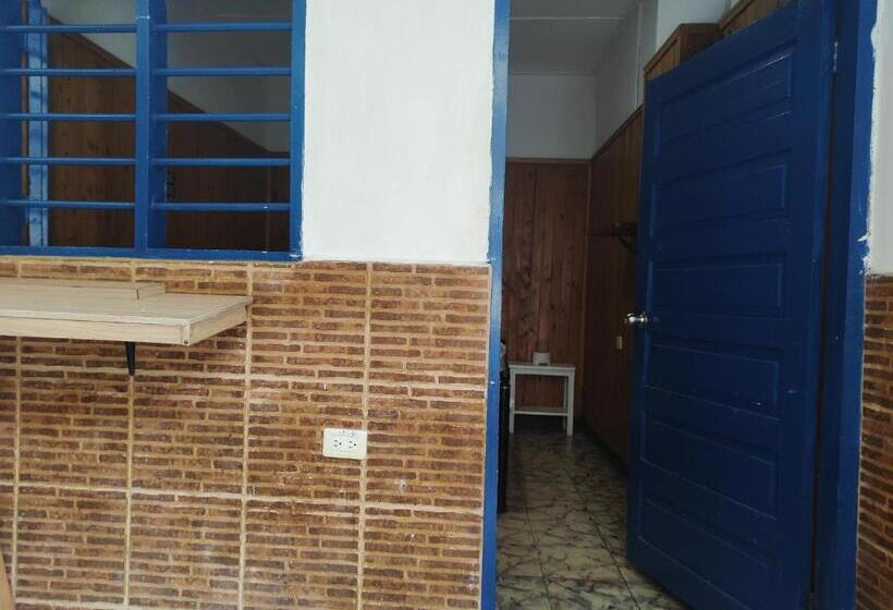Номер Стандарт Совместная Ванная, Casa Hostal Luna Llena
