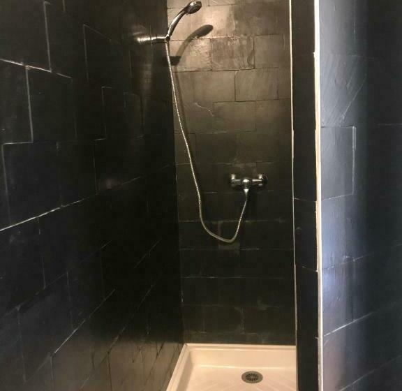 エコノミールーム, Maison D Hoursentut