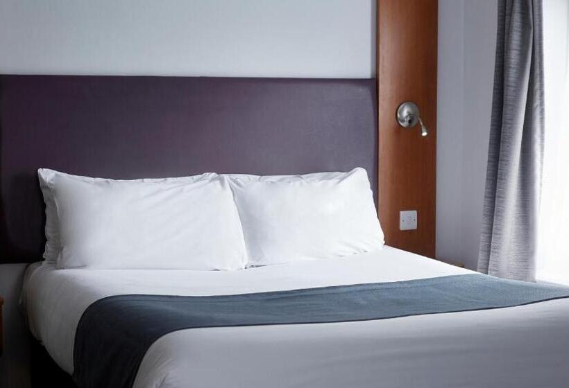 Семейный Номер, The Bowman By Greene King Inns