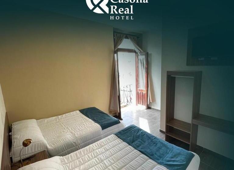 غرفة قياسية رباعية مزودة بشُرفة, La Casona Real