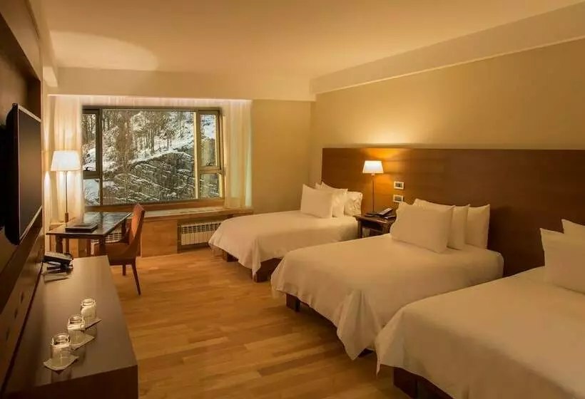 デラックストリプルルーム, Arakur Ushuaia Resort & Spa
