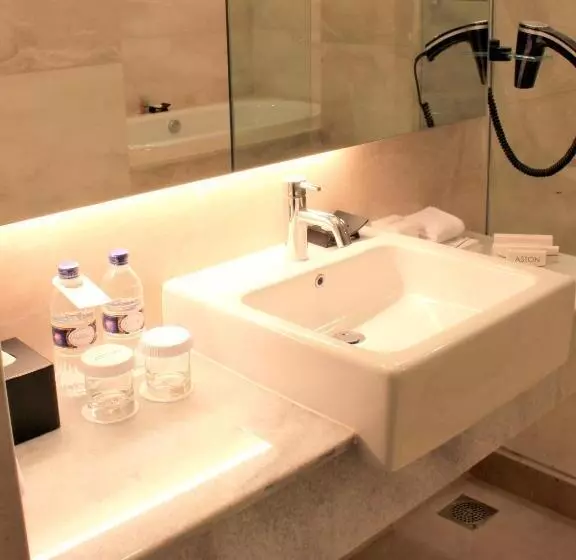 スイート, Aston Pluit Hotel & Residence