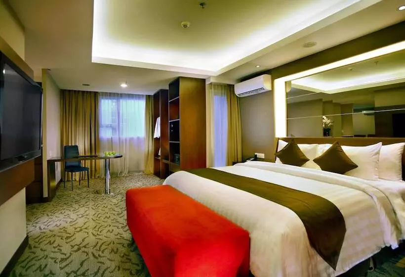 スイート, Aston Pluit Hotel & Residence