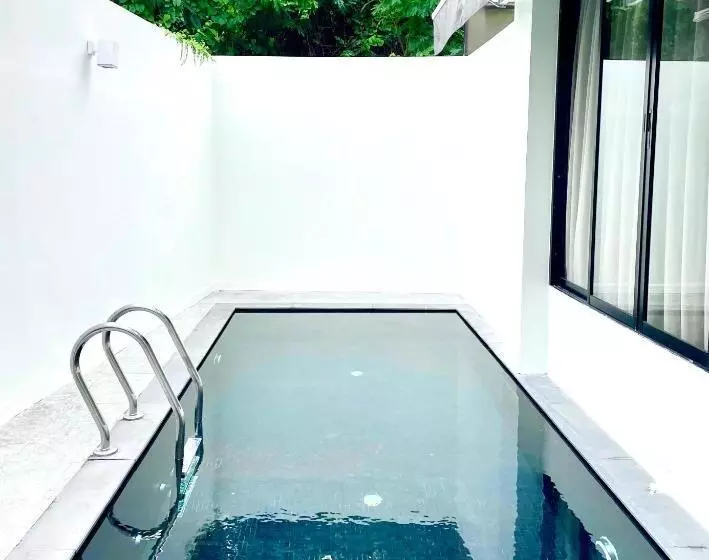 Sviitti Uima-allas, Dune Hua Hin