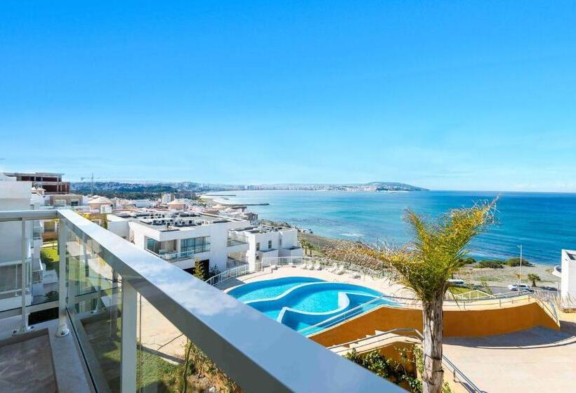 بانگلوی استاندارد, Farah Tanger