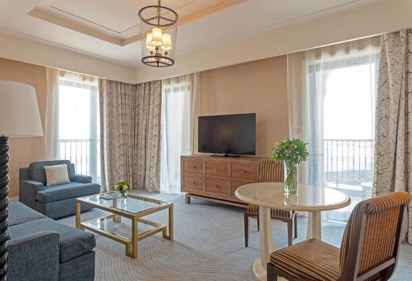 带大床的小型套房, Four Seasons Resort Dubai At Jumeirah Beach