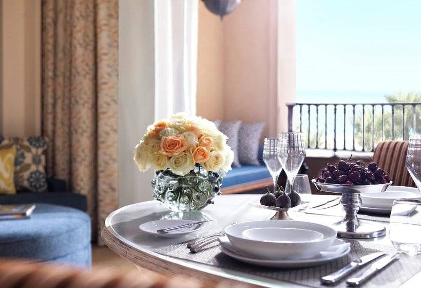 Номер Deluxe Вид на Город, Four Seasons Resort Dubai At Jumeirah Beach