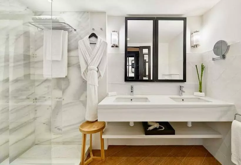 اتاق لوکس با تراس, H10 Metropolitan 4* Sup