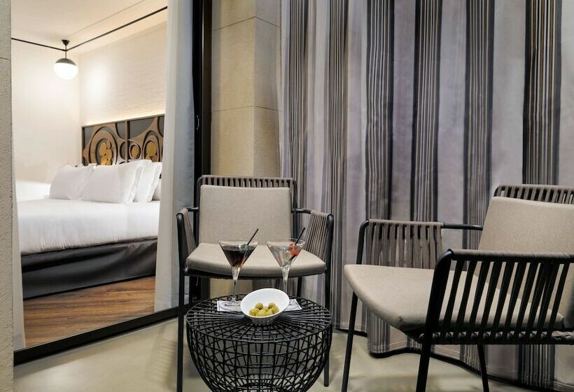 Habitación Deluxe con Terraza, H10 Metropolitan 4* Sup
