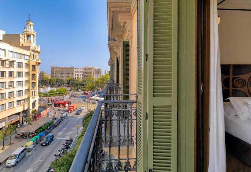 Номер Стандарт с Балконом, H10 Metropolitan 4* Sup