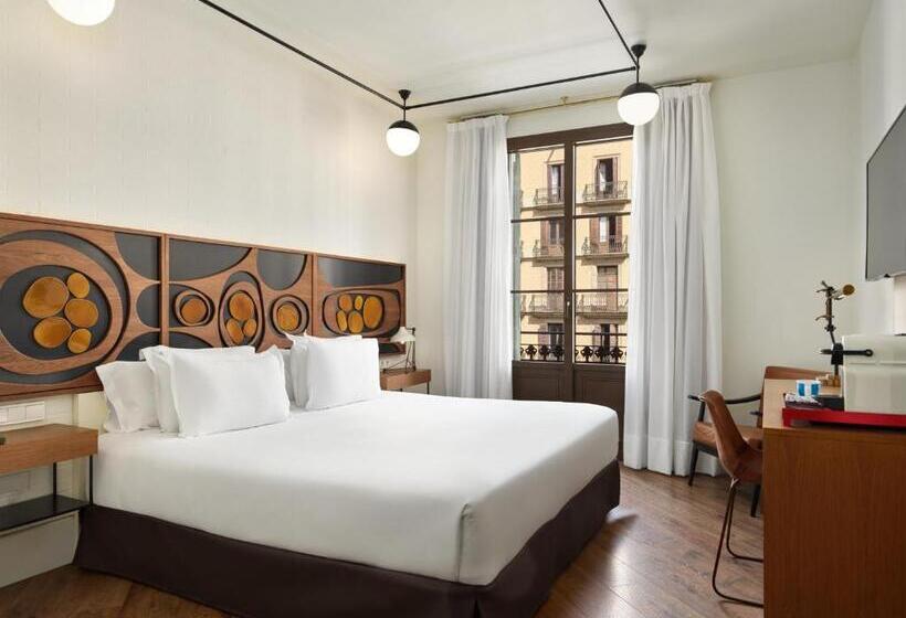 Номер Стандарт с Балконом, H10 Metropolitan 4* Sup