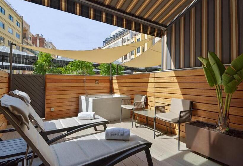 Номер Deluxe с Террасой, H10 Metropolitan 4* Sup