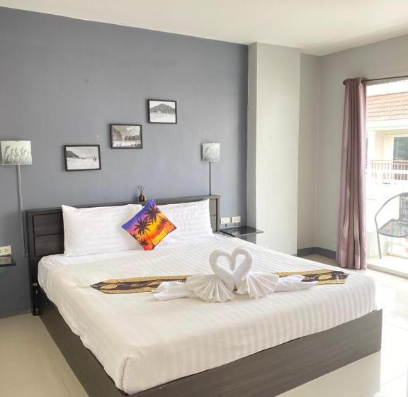 수피리어 룸, Holiday Home Patong