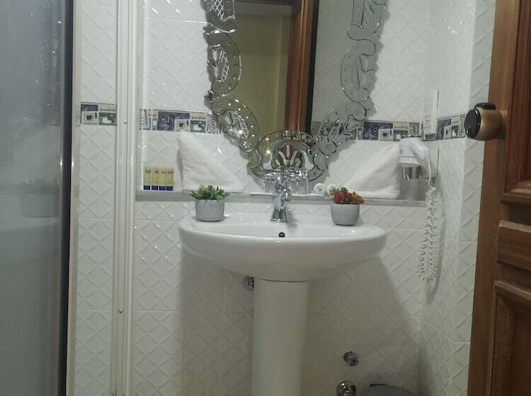 اتاق استاندارد یک نفره, Majliss Hotel Downtown