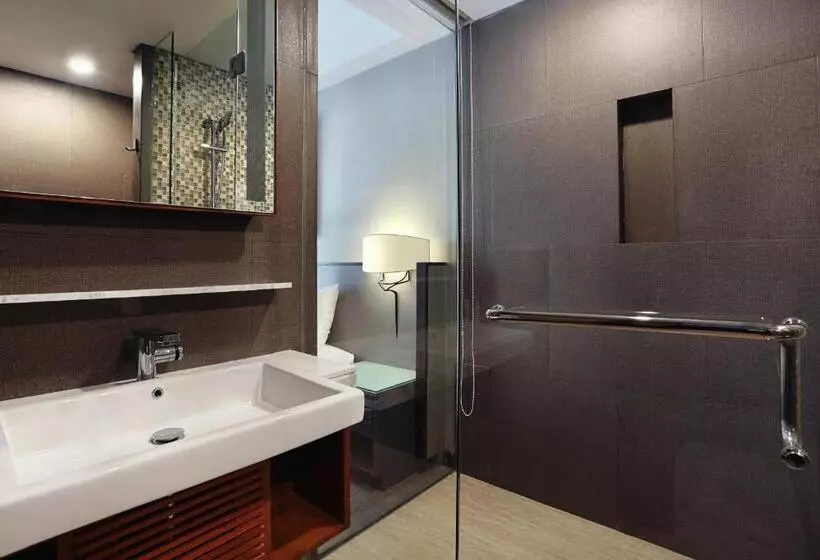 バルコニー付きデラックスルーム, Mercure Bali Legian