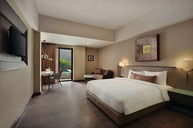 Deluxe Room King Size Bed