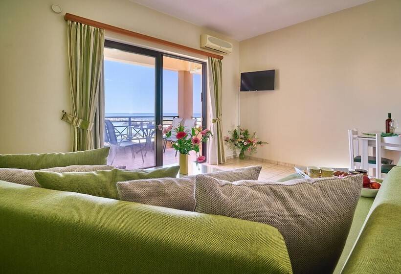 Апартаменты 2 Спальни Вид на Море, Nanakis Beach Apartments