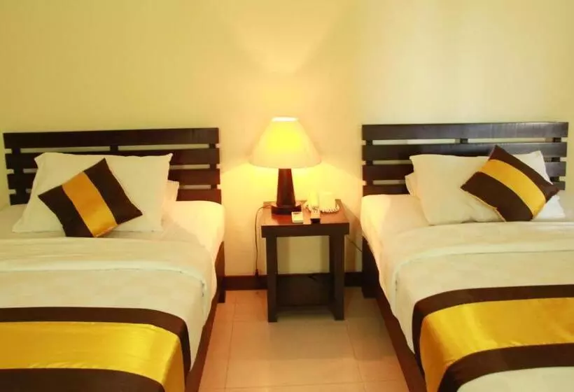 Perhesviitti, Nirmala Hotel Jimbaran