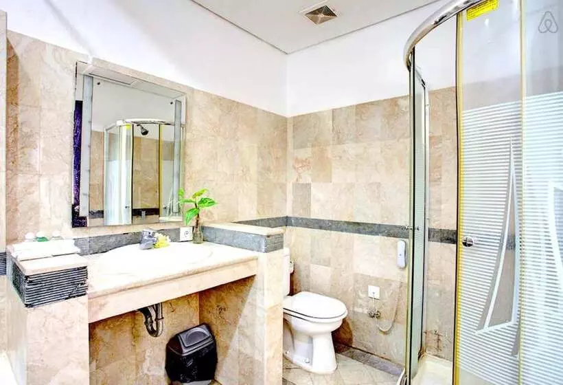 Sviitti, Nirmala Hotel Jimbaran