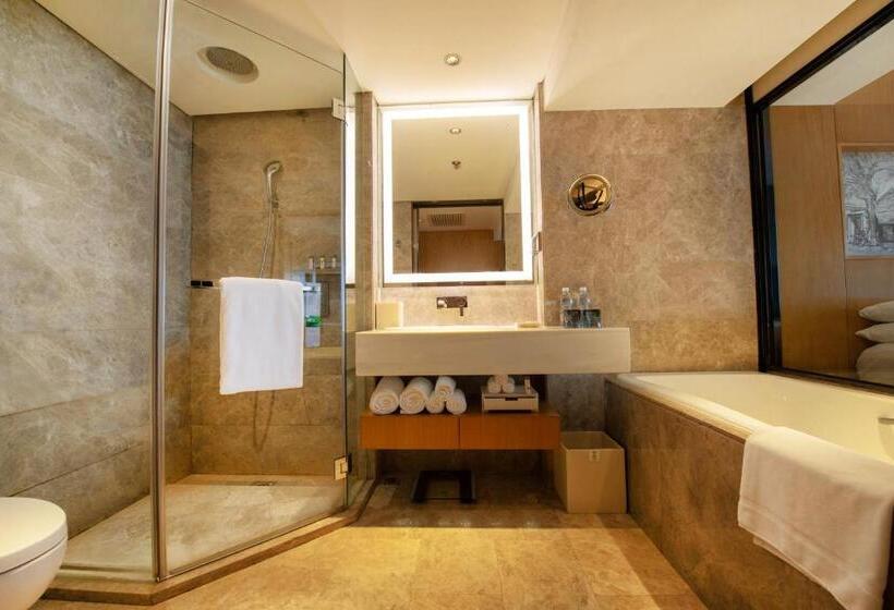 Номер Deluxe, Renaissance Beijing Wangfujing