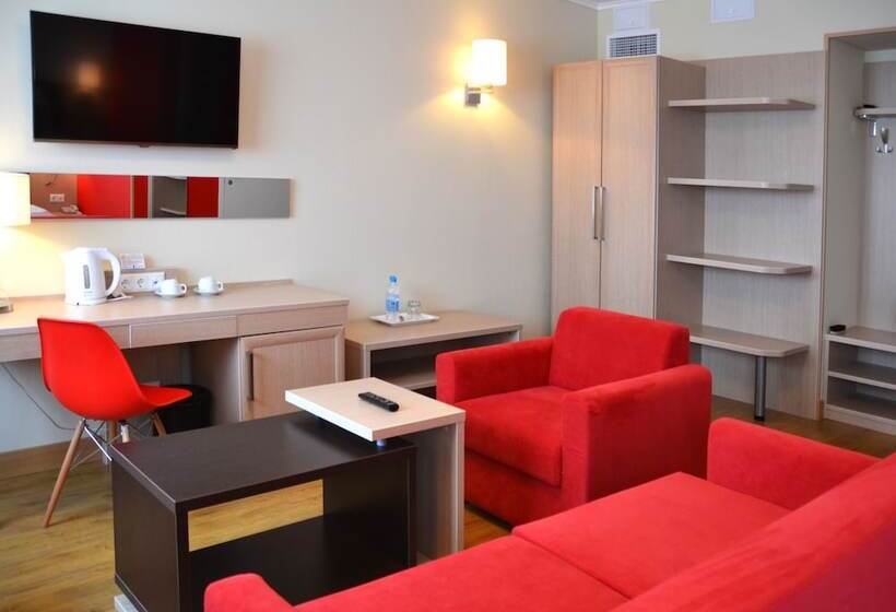 استودیوی استاندارد, Sevastopol Modern