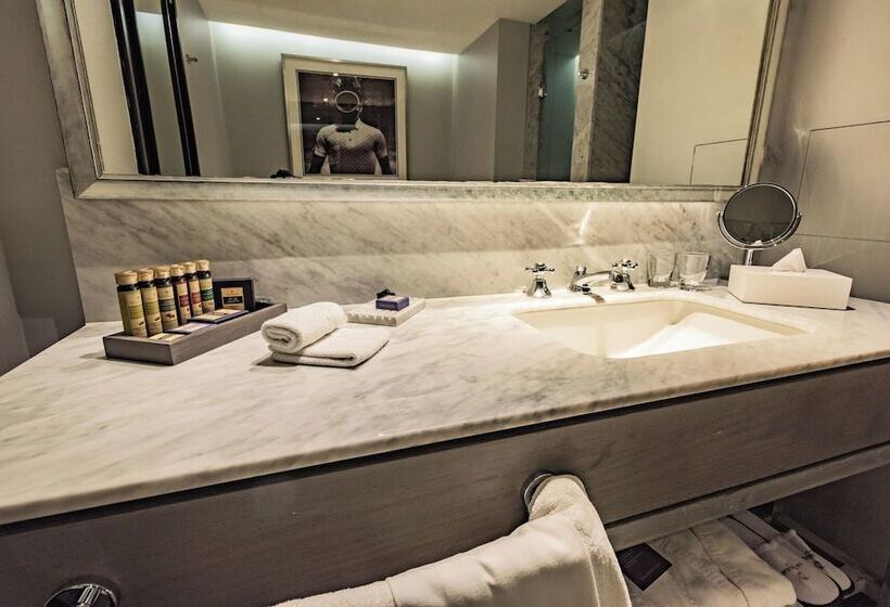 标准间, The Singular Santiago