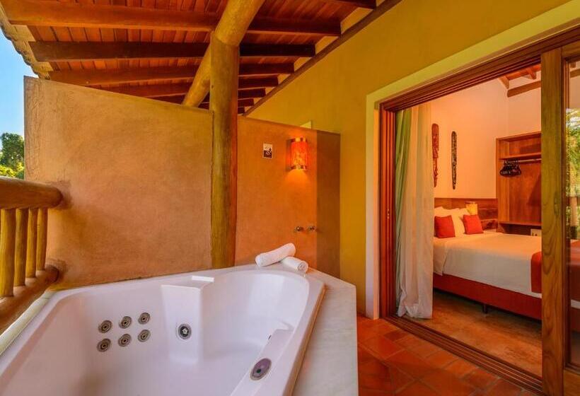 带按摩浴盆的套房, Kalango Hotel Boutique