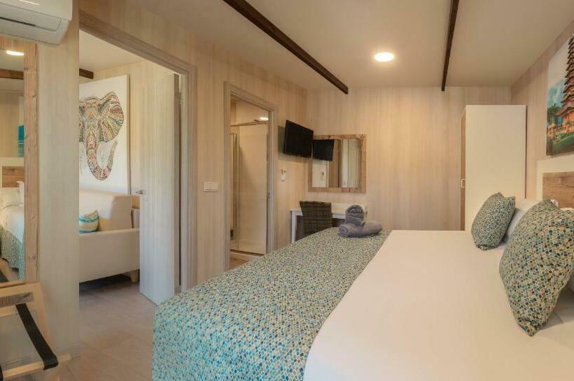 بانگلوی لوکس, Magic Natura Resort