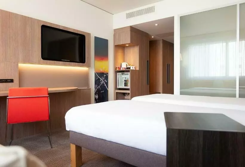 スーペリアールーム, Novotel Basel City