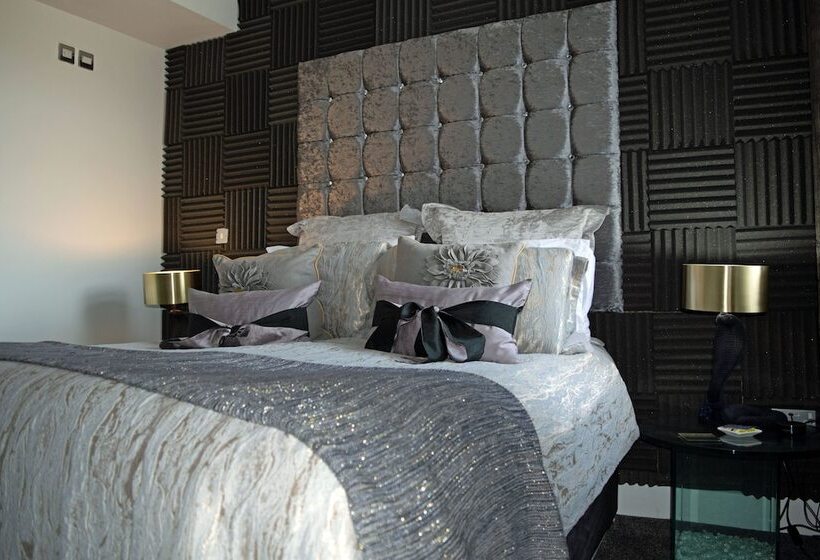 スタンダードルーム, The Arthington