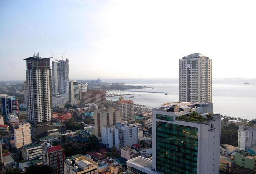 סטודיו פרמיום, Regency Grand Suites