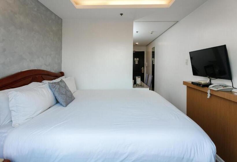 חדר סטנדרט, Regency Grand Suites