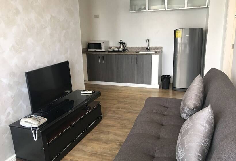 סוויטה, Regency Grand Suites