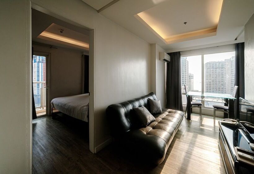 סוויטה, Regency Grand Suites